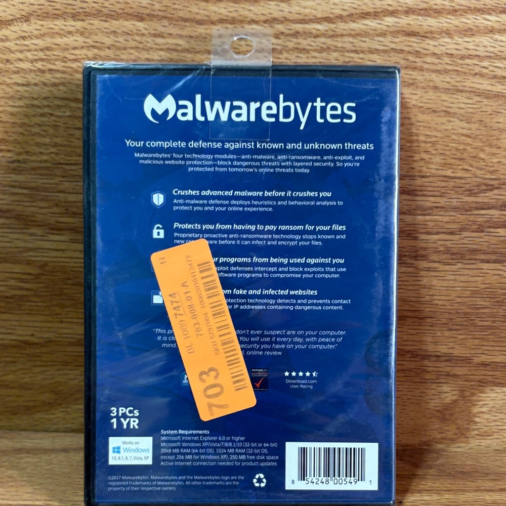 Malwarebytes Cybersecurity Software Box - Blue - Picture 2 of 3